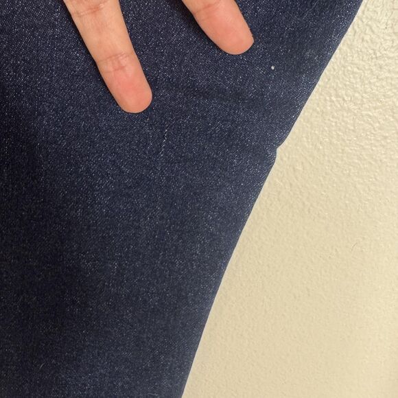 Judy Blue Jeans Womens 13/31 Dark Rigid Front Stretch Back Distressed Raw Hem - Picture 13 of 15